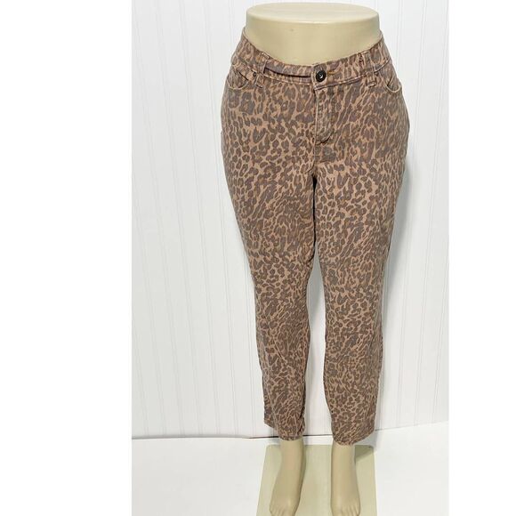 Style & Co Wild Puma Skinny Jeans Curvy Mid Rise Tummy Control Animal Print 4 - Picture 15 of 15